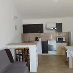 Verovic Rab Apartmán *