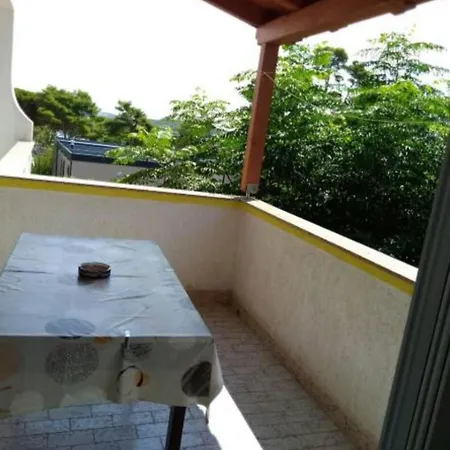 Verovic Rab Apartmán