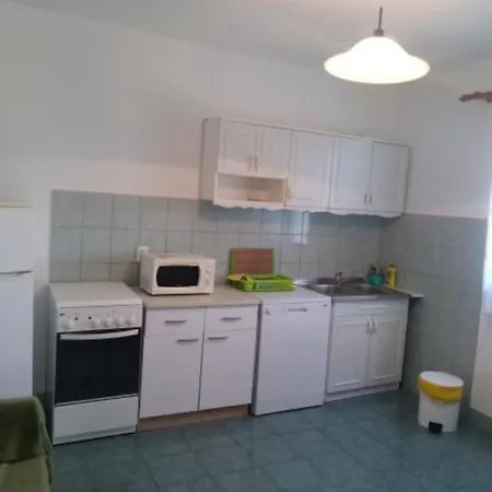 Verovic Rab Banjol Apartament *