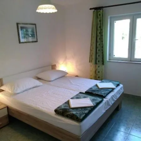 Verovic Rab Banjol Rab Town